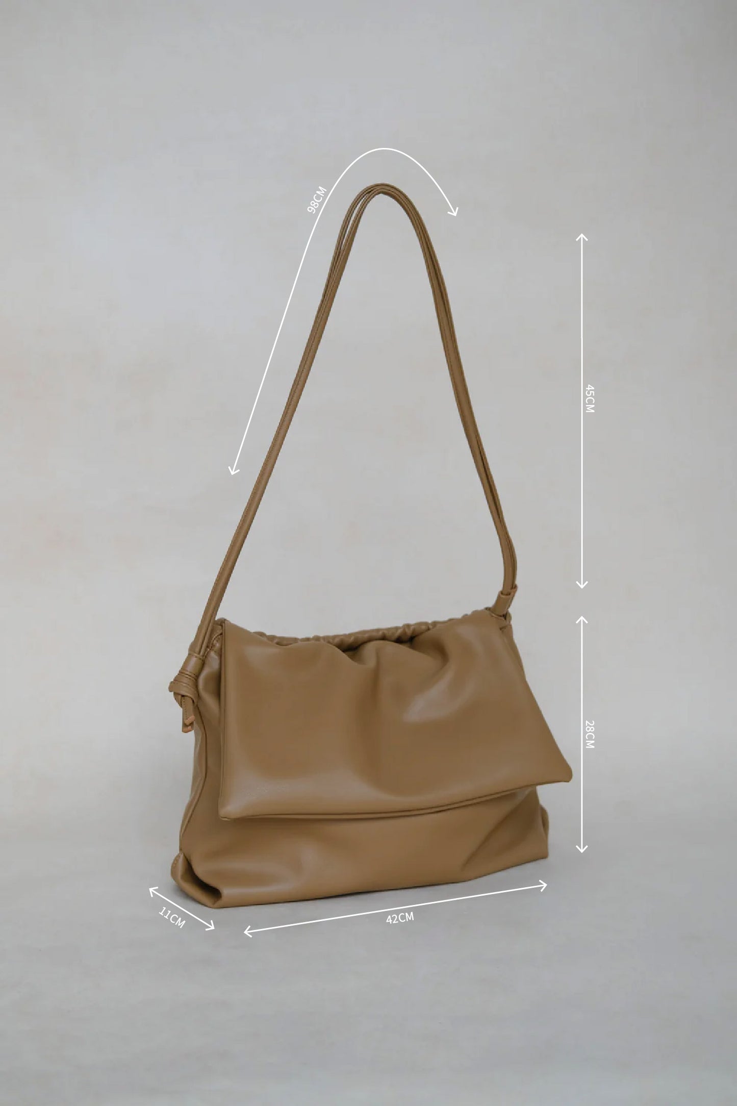 棕色抽繩百褶大容量單肩包