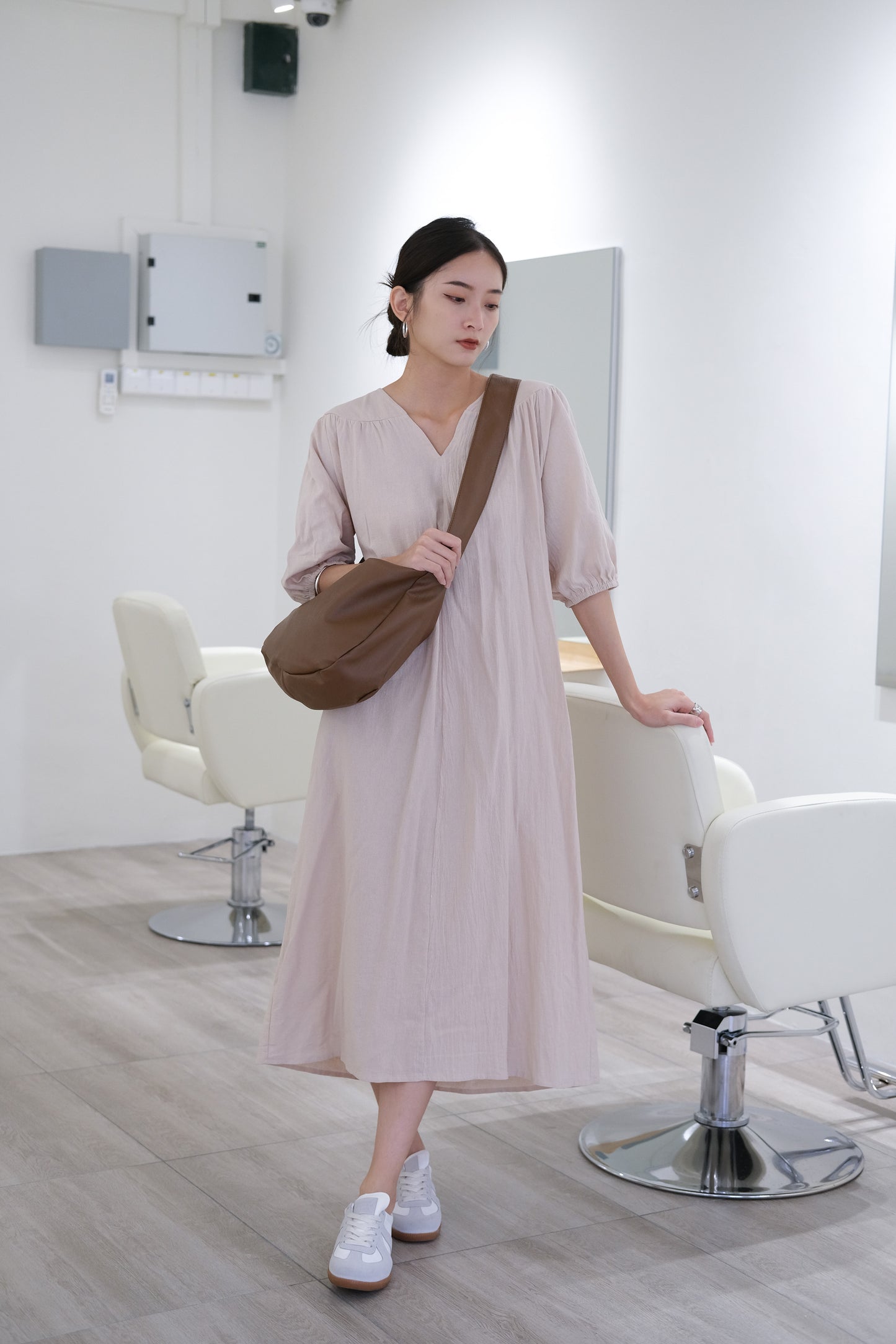 Cotton and linen long loose dress in khaki