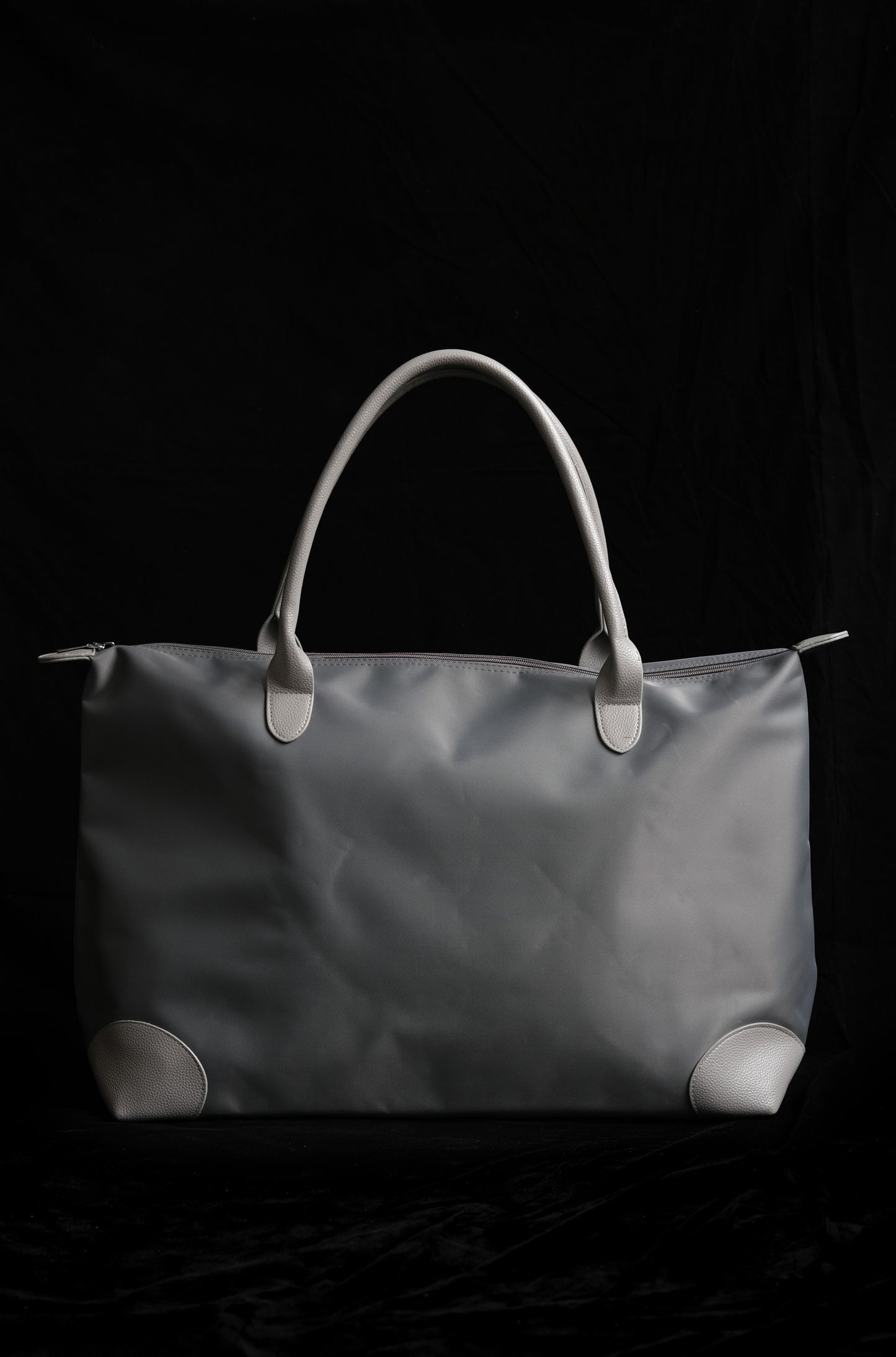 Commuting tote bag in grey