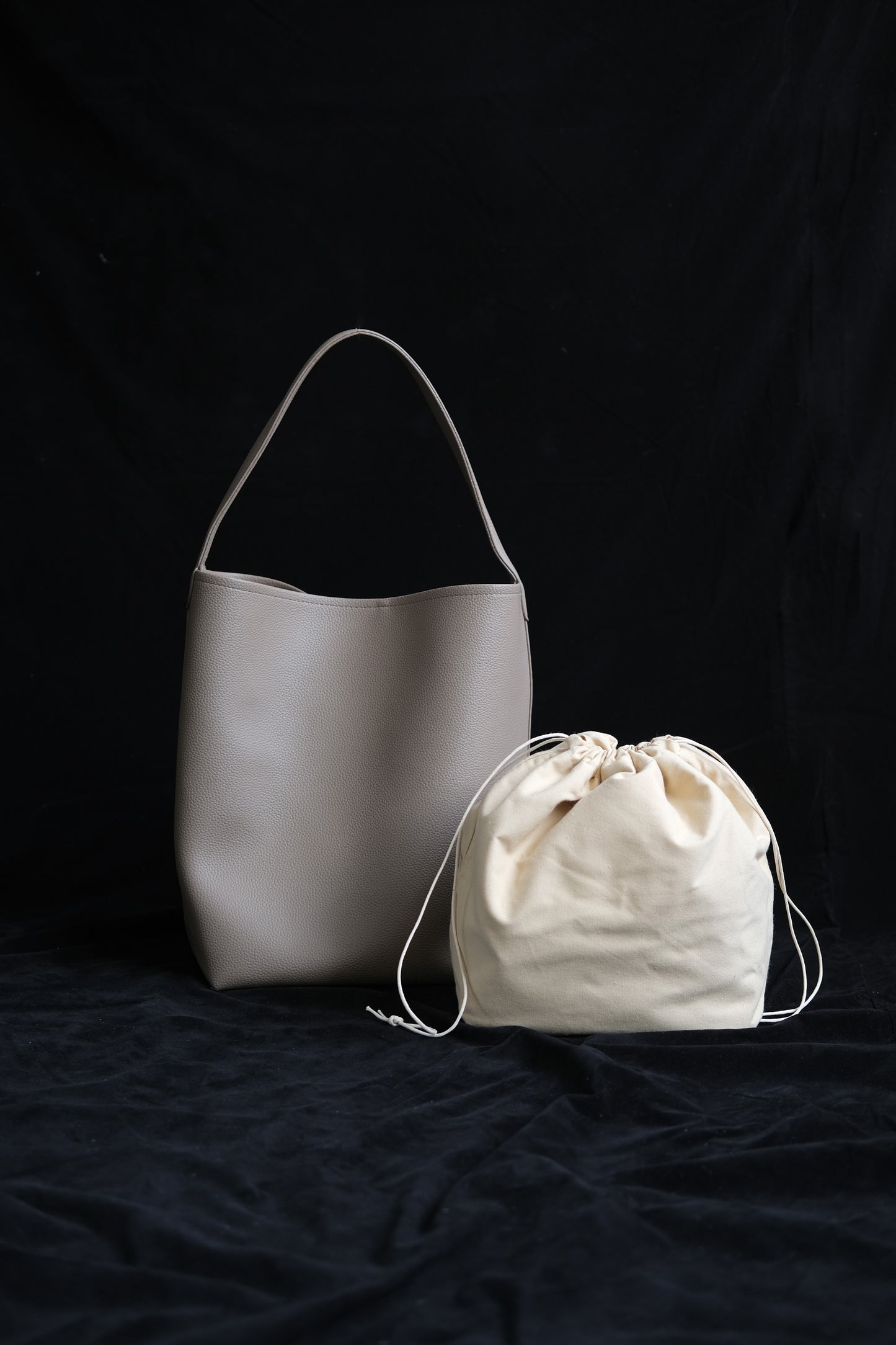 Pebbled texture soft leather simple shoulder bag