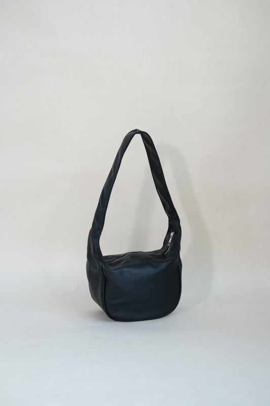 PU Shoulder handbag in classic black