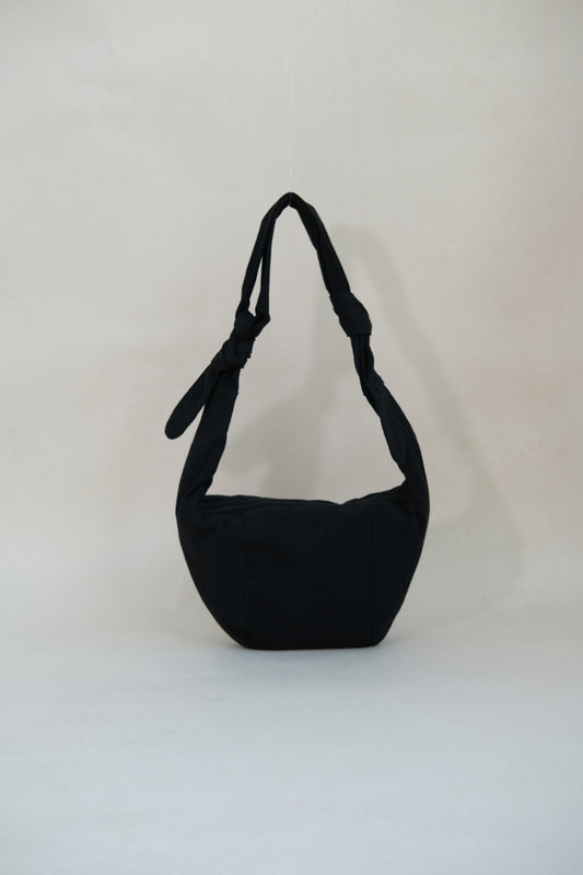 [SAMPLE RELEASE] Canvas knotted dumplings in classic black