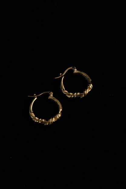 French Style Knotted Earrings in Gold Vermeil