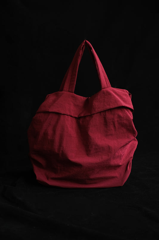 Casual nylon shoulder handbag in red wine