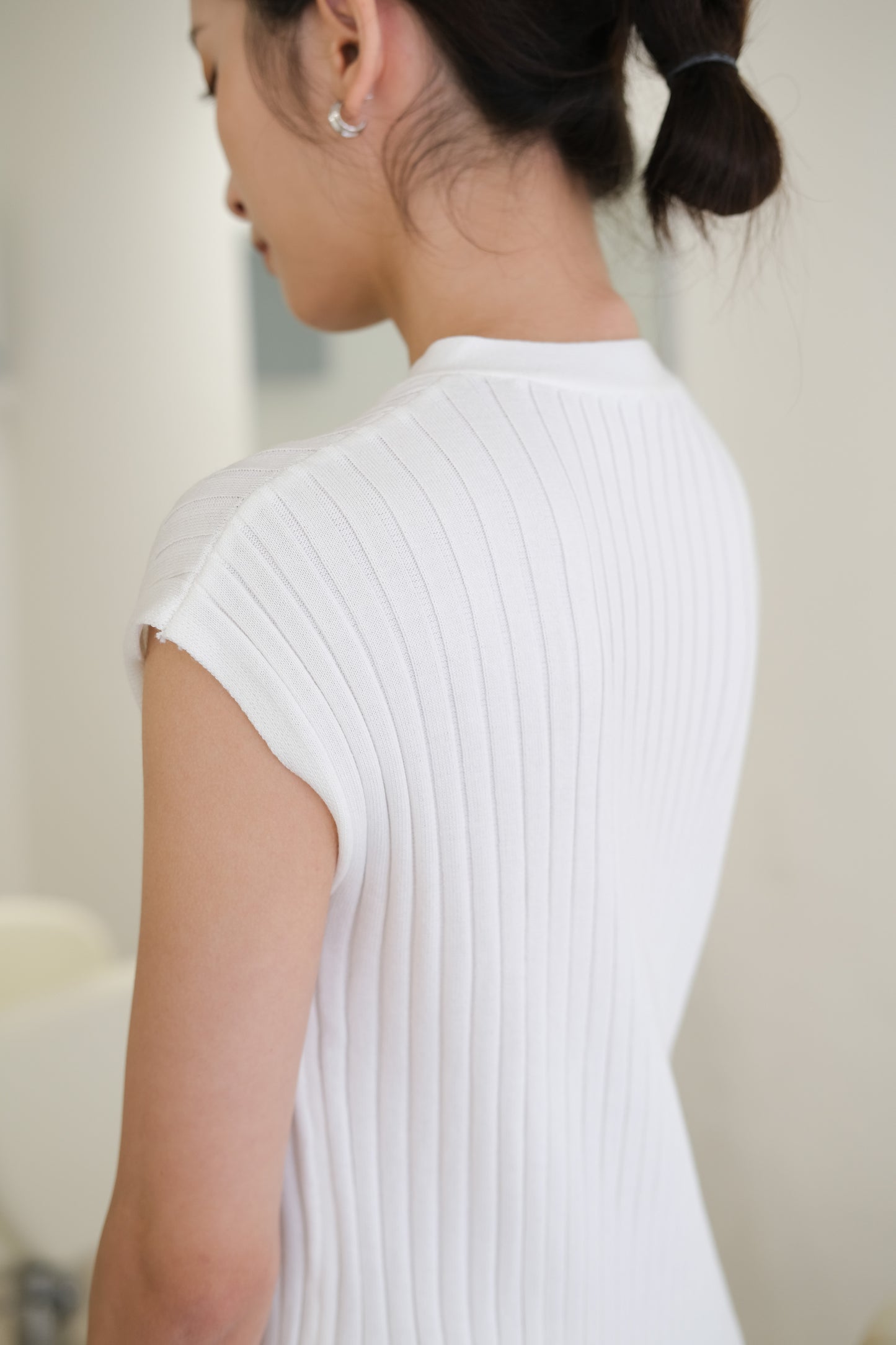 Threaded split knit dress in cream white